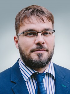 Dr. Király István
