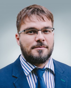 Dr. Király István