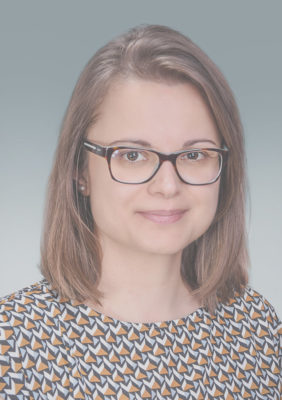 Dr. Kohári Mária